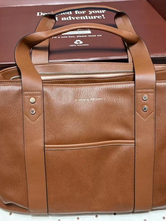 Handbags - Brown Leather Travel Tote
